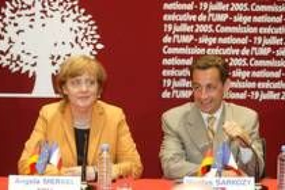 Angela Merkel y Nicolás Sarkozy, en una imagen de archivo durante un encuentro de ambos