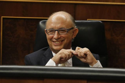 Cristóbal Montoro, en su escaño en el Congreso, el pasado octubre.