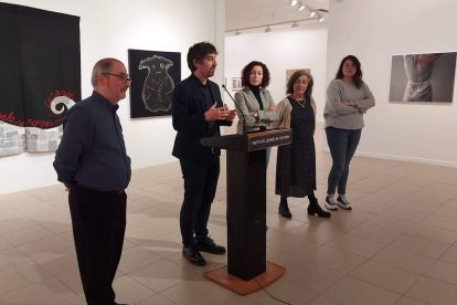 Pablo López Presa presentó la exposición que hoy abre sus puertas al público. DL
