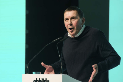 Arnaldo Otegi, en un acto de la campaña. IÑAKI PORTO