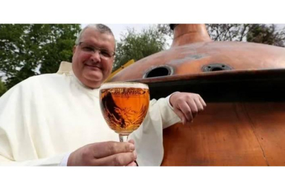 Los monjes han rescatado su cerveza centenaria