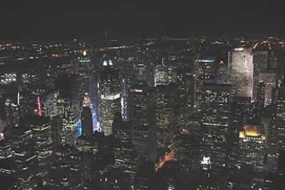 Quizá no haya vistas nocturnas tan famosas en el mundo como las de Manhattan. En la foto, Times Square.