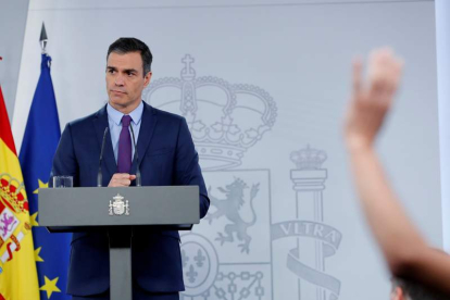 Pedro Sánchez, ayer durante la ronda de preguntas de la rueda de prensa en La Moncloa. CHEMA MOYA