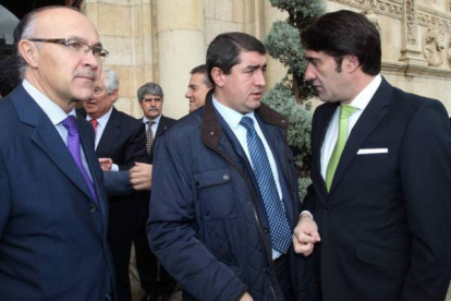 Ramiro Ruiz Medrano, Pablo Lago y Suárez Quiñones.