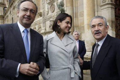 Miguel Manovel, Adriana Ulibarri y Juan José García Marcos.