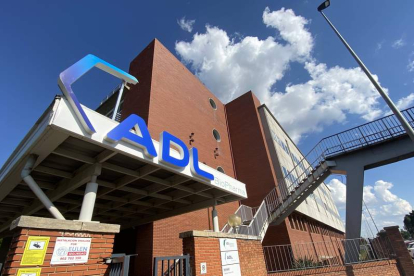 La sede de ADL BioPharma, en las antiguas instalaciones de Antibióticos. RAMIRO