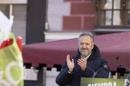 Imagen del candidato de Vox a las Cortes de Castilla y León por la provincia, Carlos Pollán, durante una intervención pública. DL