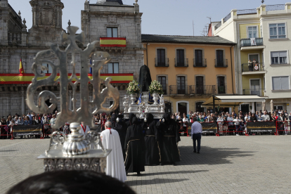 Detalle de la procesión de Resurrección el Domingo de Pascua en Ponferrada. ANA F. BARREDO
