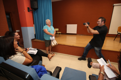 presentación película 'Camino Negro' y casting en Páramo del Sil. L. DE LA MATA