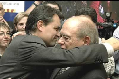 La coalición ha demostrado poder sobrevivir a Pujol y sin él en las listas electorales ha sumado su séptima victoria consecutiva desde 1980.