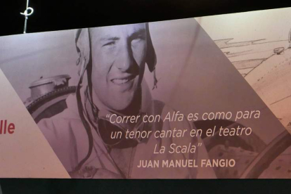 Juan Manuel Fangio, a bordo del Alfetta 159, en el Gran Premio de España (1951) disputado en el circuito barcelonés de Pedralbes. AFR