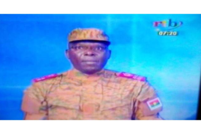 Declaración golpista en la televisión de Burkina Faso.