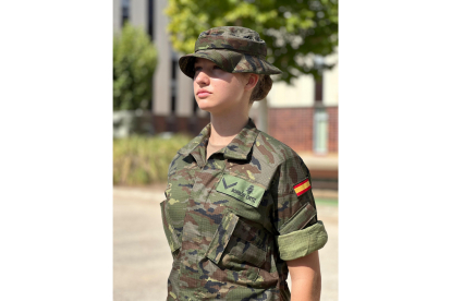 La princesa Leonor inicia este viernes su carrera militar que se prolongará tres años, el primero en la Academia General Militar (AGM) de Zaragoza, en la que ingresó este jueves. EFE/CASA S.M. EL REY