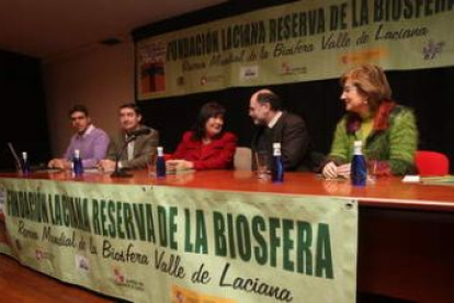 Manuel Castro, José Ángel Arranz, Ana Luisa Durán, Jesús Casas y Ana Leiva, durante la presentación
