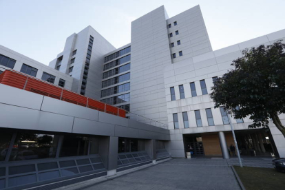 Imagen del Hospital de León, MARCIANO PÉREZ