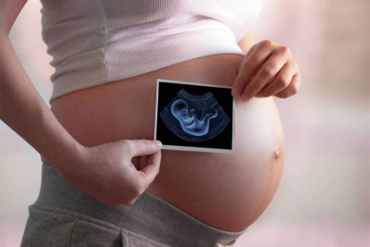 Las pruebas de ADN fetal recortan el número de procedimientos invasivos. DL