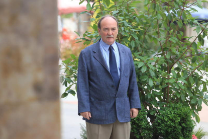 José Manuel Otero, en una imagen de 2011, cuando era alcalde de Bembibre. ANA F. BARREDO