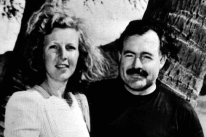 Ernest Hemingway  junto a su tercera esposa Martha Gellhorn, escritora y corresponsal de guerra