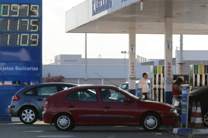 Imagen de una gasolinera automática de León.