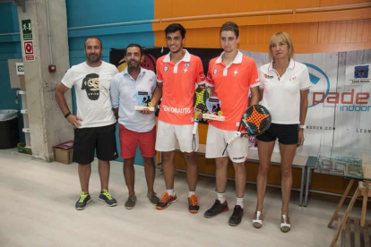 Los madrileños Alejandro Galán y Pedro San Román se alzaron con el triunfo en categoría masculina.