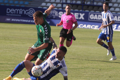 La Deportiva empezó perdiendo las dos últimas ligas ante Cádiz y Castellón. ANA F. BARREDO