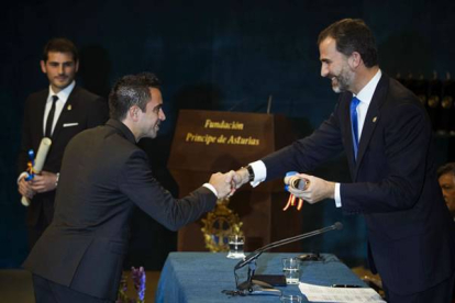 Xavi Hernández recoge su premio Príncipe de Asturias de los Deportes. Emilio Naranjo.