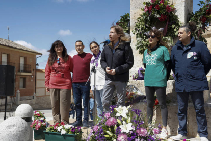 Pablo Fernández (c), secretario autonómico de Podemos, durante la celebración en Villalar de los Comuneros (Valladolid) del Día de Castilla y León. R. GARCÍA