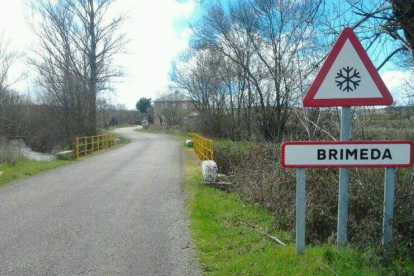 La intervención mejorará este puente en Brimeda.
