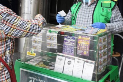 La suerte ha dejado nuevos afortunados en Ponferrada y León. DL