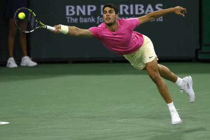 Alcaraz ya está en las semifinales de Indian Wells. MABANGLO