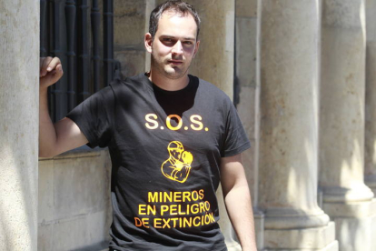 Jonathan Buenosvinos,  minero que participó  en la III Marcha Minera. RAMIRO