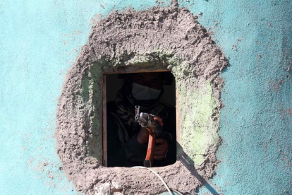 Imagen de un francotirador talibán en Afganistán. JALIL REZALEE