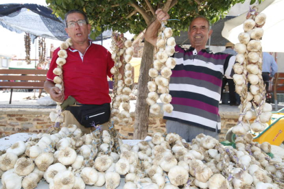 Santa Marina del Rey celebra la Feria del Ajo. RAMIRO