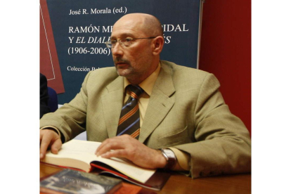 El catedrático de la ULE José Ramón Morala