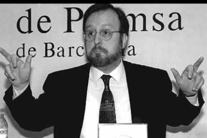 El partido también llevó a cabo varias iniciativas junto a la plataforma «Crida a la Solidaritat», que aglutinaba a jóvenes independentistas. De sus filas saldría el siguiente Secretario General del partido, Angel Colom.