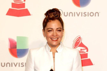 Natalia Lafourcade en la entrega de los Grammy Latino.