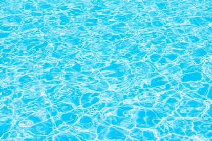5 Trucos para preparar fácilmente la piscina en León para este verano