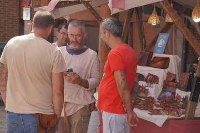 Mercado medieval en Santa María del Páramo. J. NOTARIO