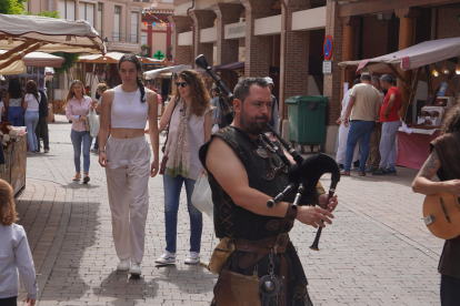 Mercado medieval en Santa María del Páramo. J. NOTARIO