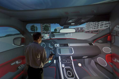 Las imágenes en alta resolución permiten «conducir» desde el interior del vehículo.