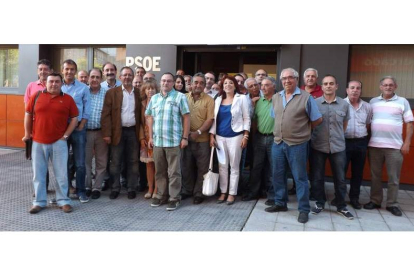 El Consejo Provincial de Alcaldes y Portavoces Socialistas se reunió ayer en la sede del partido en la capital leonesa.