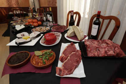 Rincones del restaurante La Gitana. FERNANDO OTERO