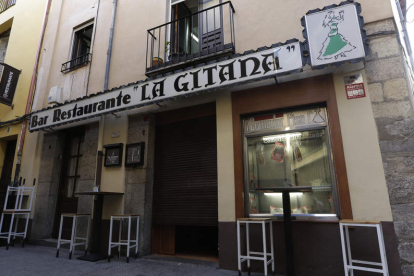 Rincones del restaurante La Gitana. FERNANDO OTERO