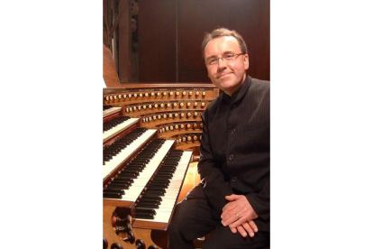 El organista David Briggs