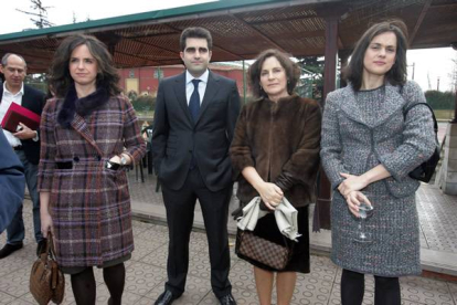 Soledad Ulibarri, Enrique Ulibarri, Mila Fernández y Adriana Ulibarri.