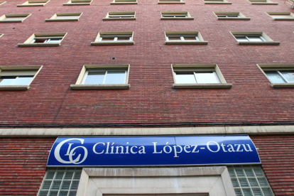 Fachada de la desaparecida clínica López-Otazu. NORBERTO