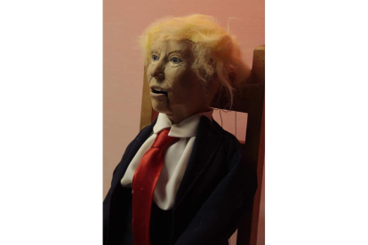 El Donald Trump con boca móvil que les encargaron desde un ‘show’ americano.