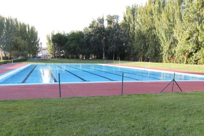 La piscina municipal de Sáenz de Miera.
