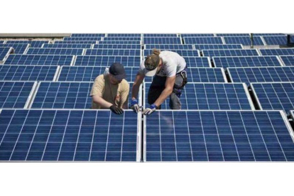 Instalación de paneles solares.