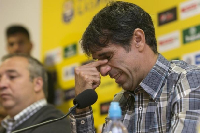 Juan Carlos Valerón anuncia la retirada y se emociona.